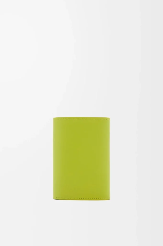 Pebble küçük dikey cüzdan, parlak nappa dana derisi, Meadow Green