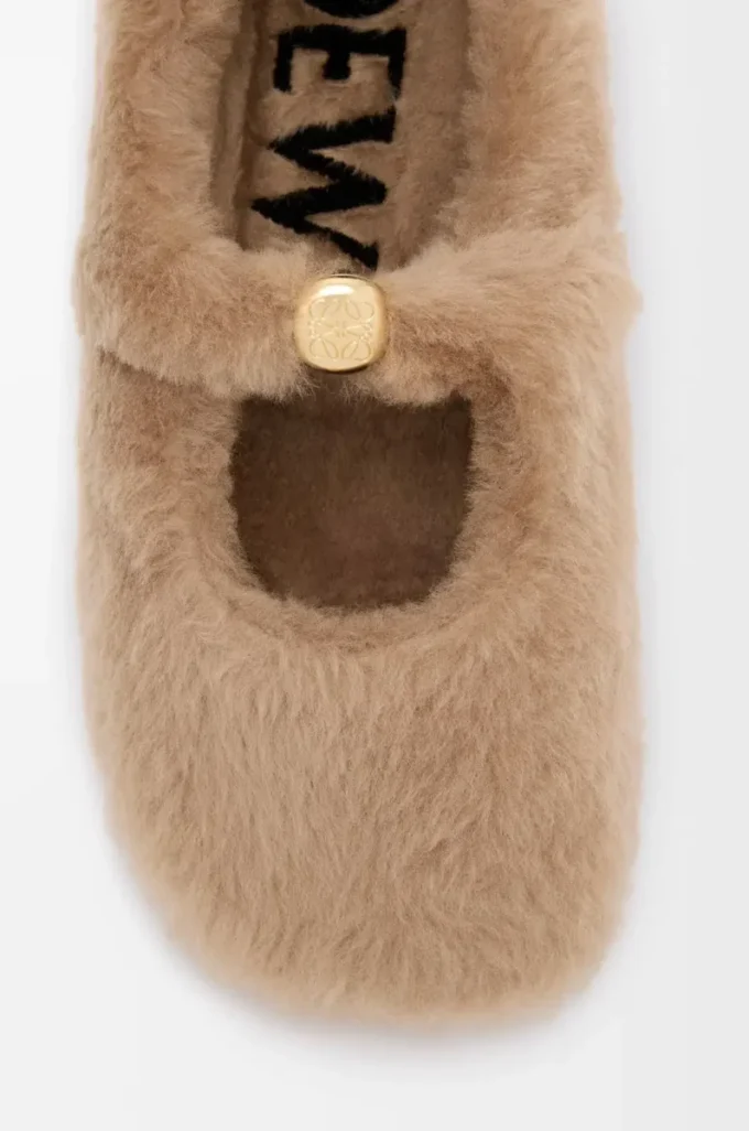 Pebble Yumuşak shearling balerina Ayakkabı Meşe
