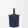 Pürüzsüz dana derisinden üretilmiş Mini Pebble kova çanta, Abyss Blue