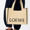 Raffia doğal renkli büyük LOEWE Font tote çanta
