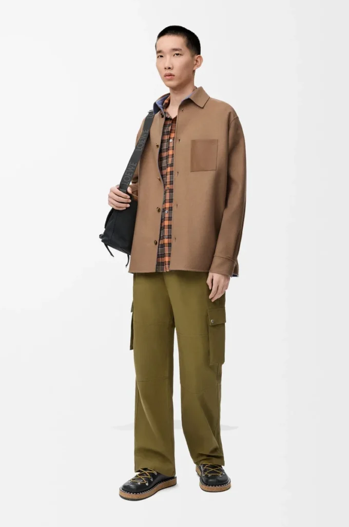 Saf yün ve kaşmirden üretilmiş overshirt Camel/Mavi