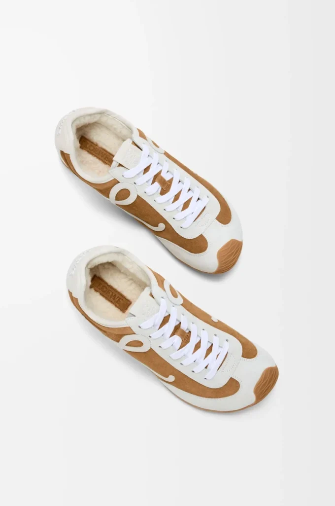 Süet ve shearling balerin koşu ayakkabısı 2.0 Tan/Beyaz