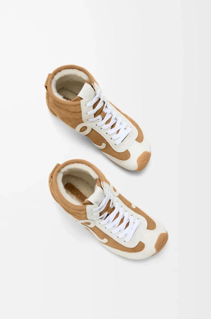 Süet ve shearlingten üretilmiş yüksek bilekli Ballet Runner 2.0 Kahverengi/Beyaz