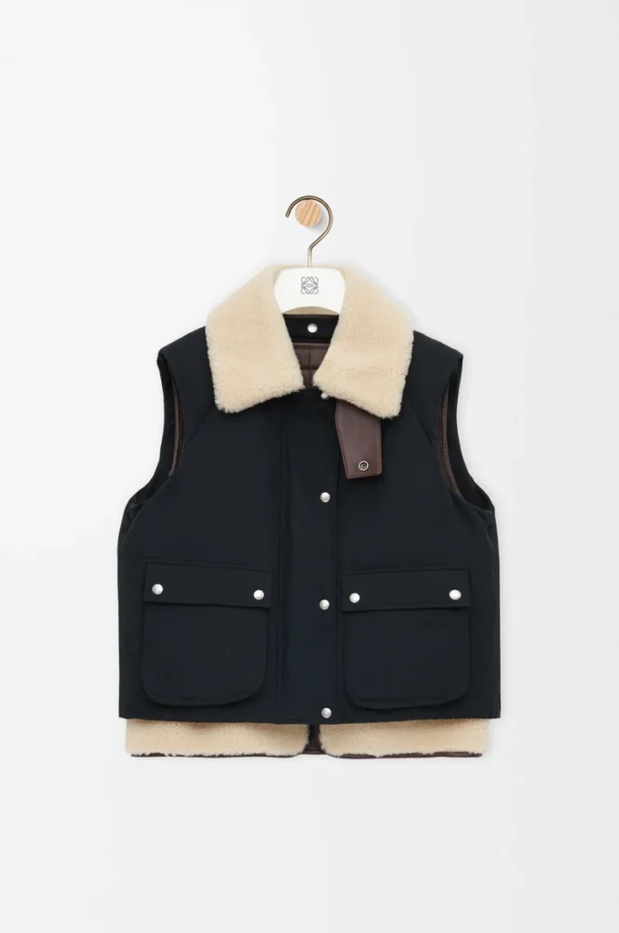 Shearling ve pamuk karışımı şişme yelek Siyah