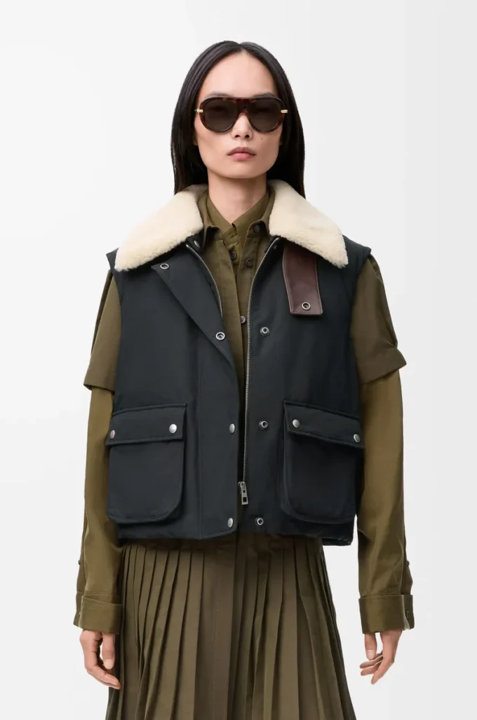 Shearling ve pamuk karışımı şişme yelek Siyah