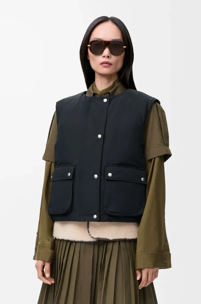 Shearling ve pamuk karışımı şişme yelek Siyah