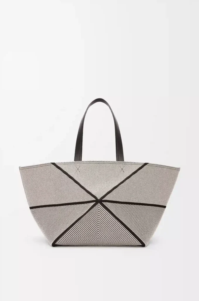 XXL Puzzle Fold tote, kanvas jakarlı ve dana derisi Doğal/Siyah