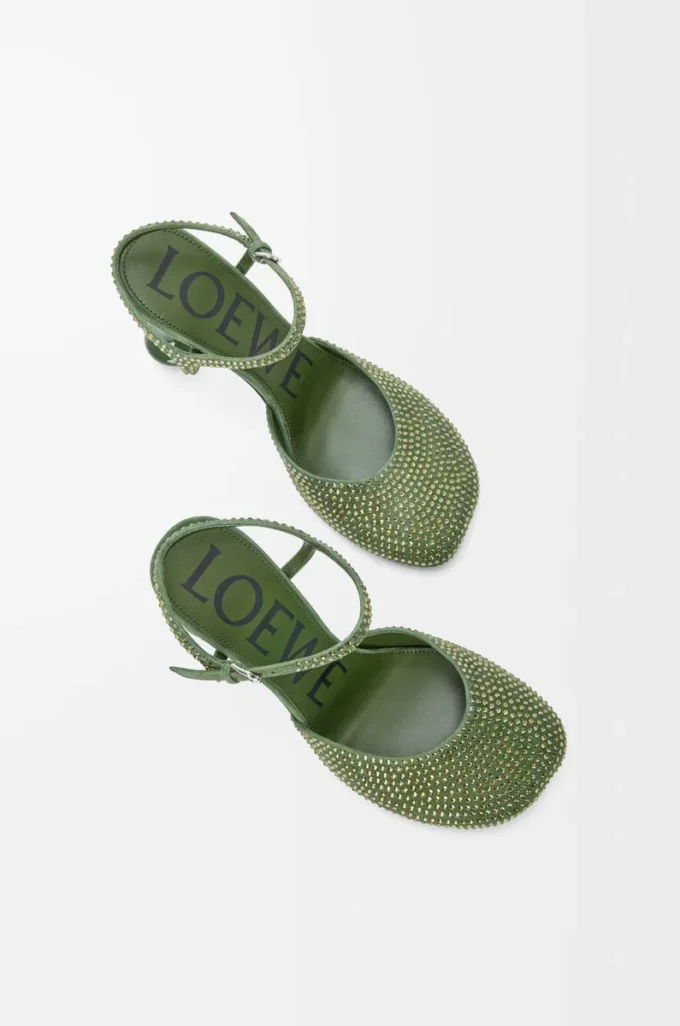Yapay elmaslarla süslenmiş süet Military Green renkli Toy ayak bileği kayışlı topuklu ayakkabı