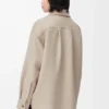 Yün ve kaşmirden üretilmiş açık bej melanj overshirt