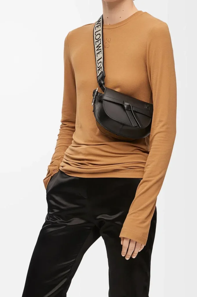 Yumuşak dana derisi ve jakarlı Mini Gate Dual çanta Siyah