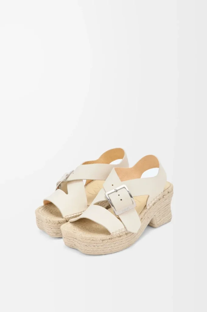 Yumuşak dana derisinden yapılmış petal espadrille platform sandalet    Beyaz