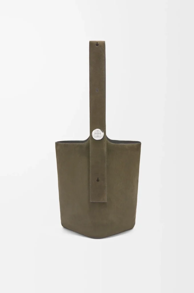 Yumuşak süet dana derisinden büyük Pebble kova çanta Dark Olive